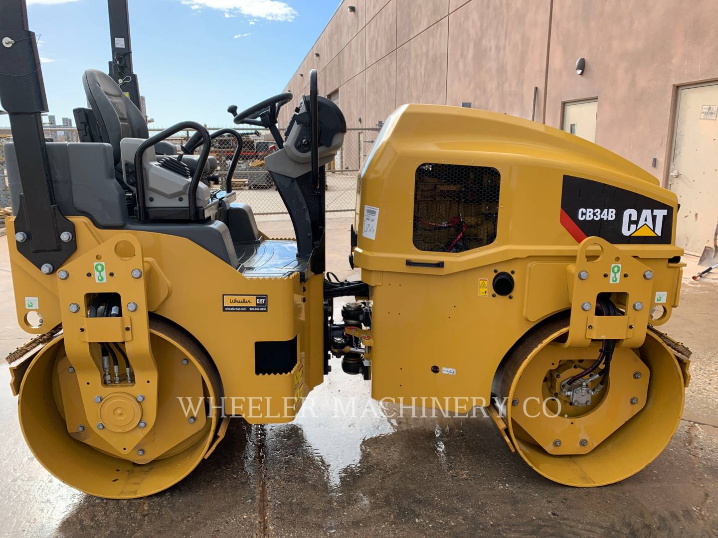 2019 Caterpillar CB34B Vibratory Double