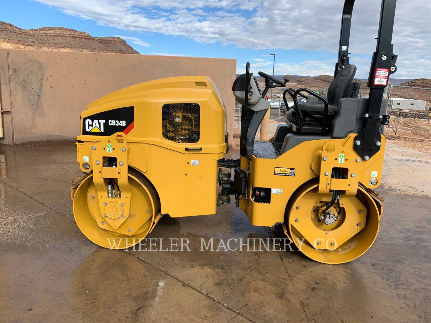 2019 Caterpillar CB34B Vibratory Double