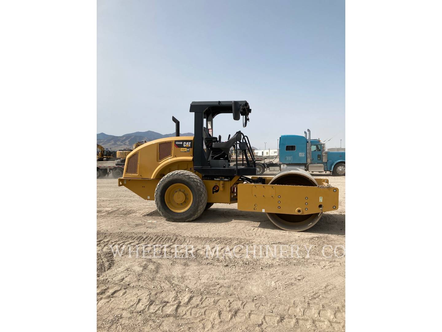 2019 Caterpillar CS44B Vibratory Single