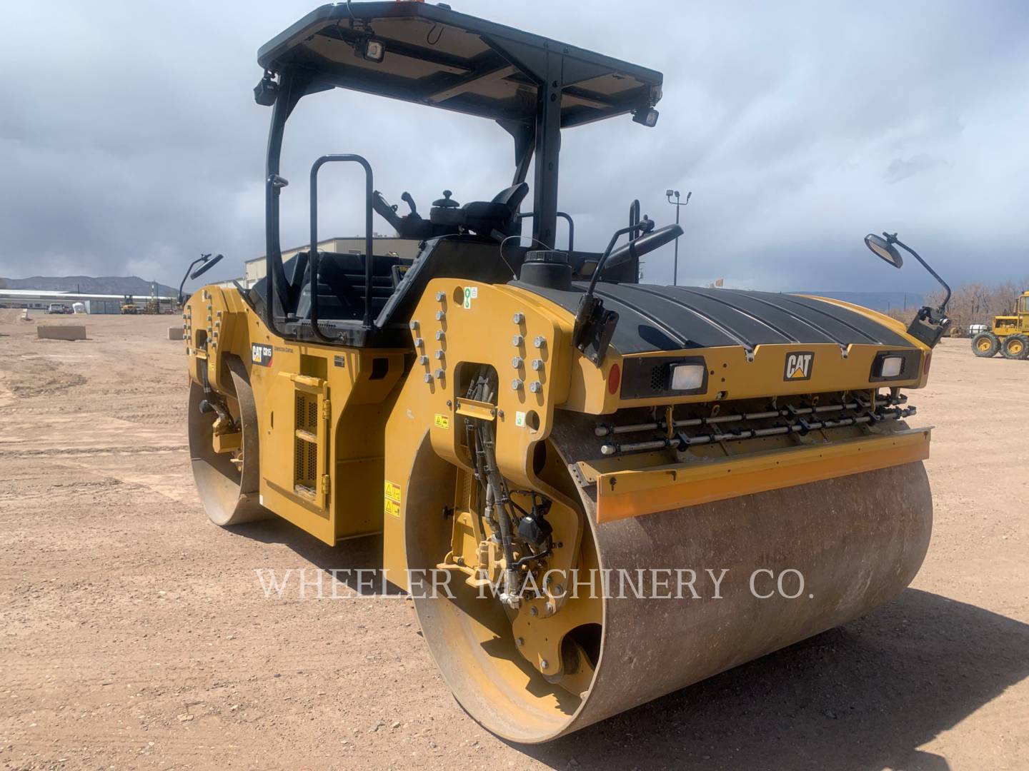 2020 Caterpillar CB15 Vibratory Double