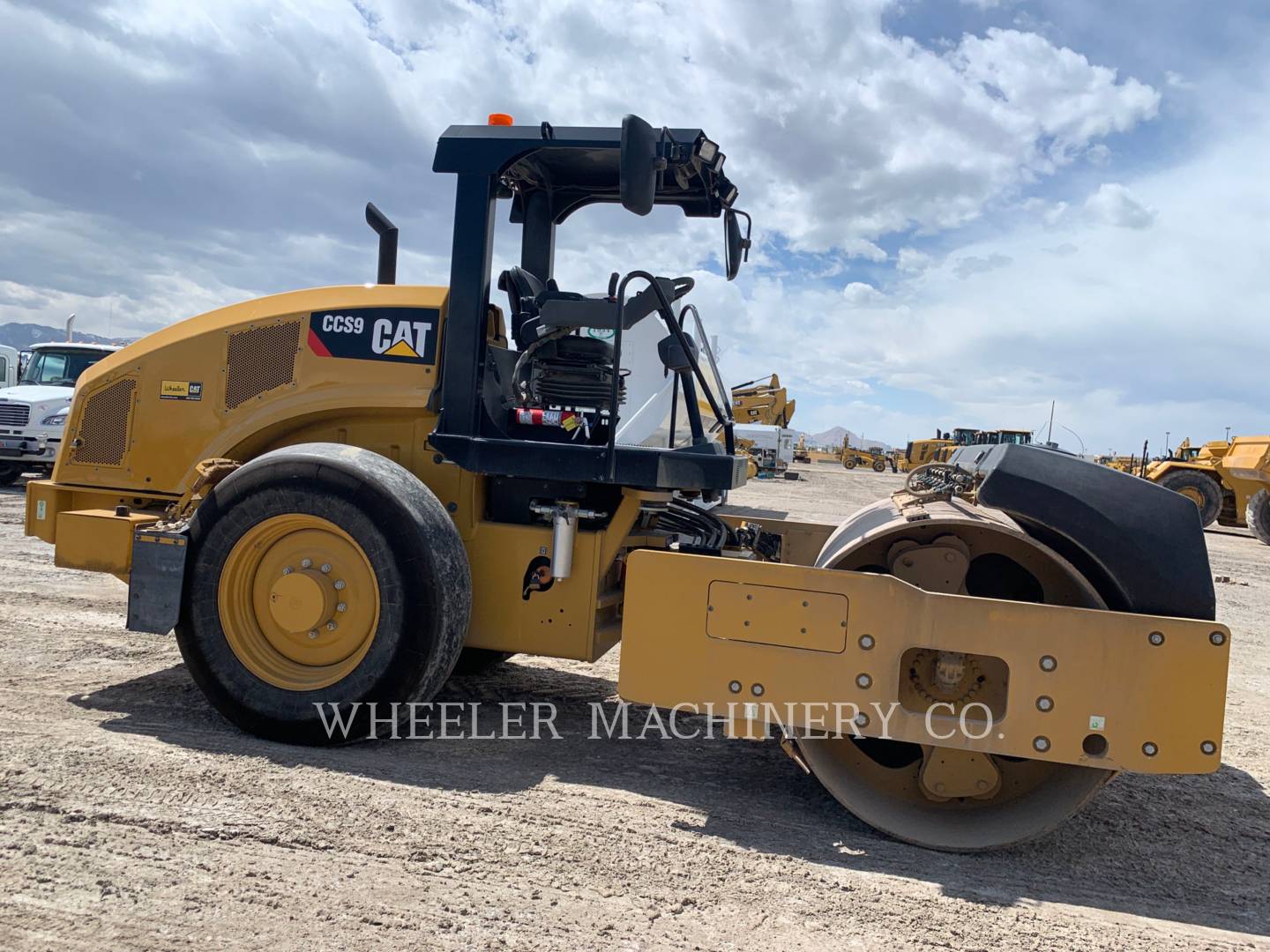 2020 Caterpillar CCS9 Vibratory Single