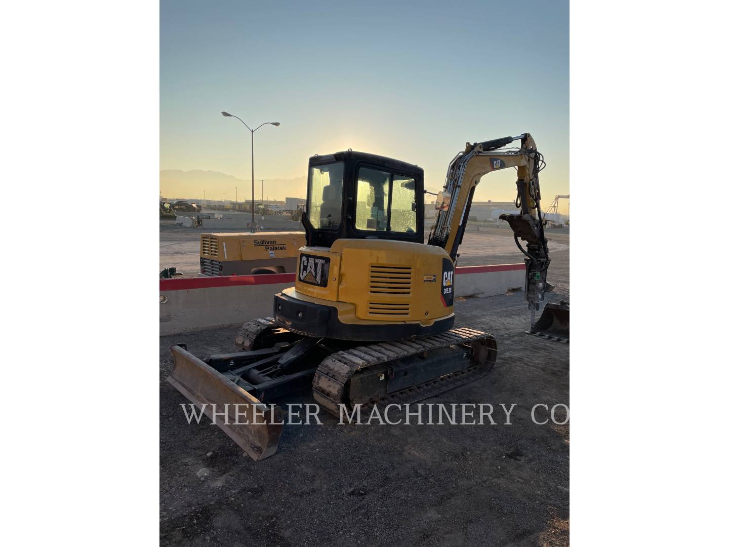 2016 Caterpillar 305.5E2C3T Excavator