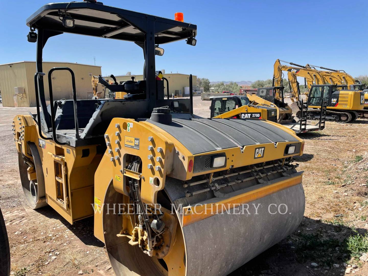 2020 Caterpillar CB15 CW Vibratory Double