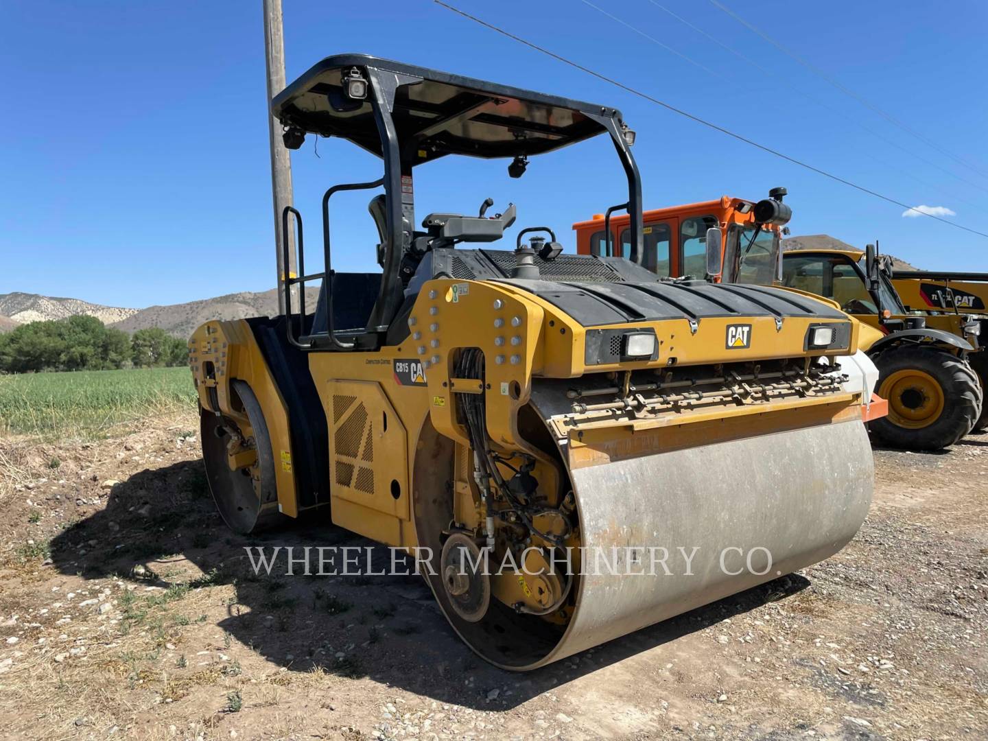 2020 Caterpillar CB15 CW Vibratory Double