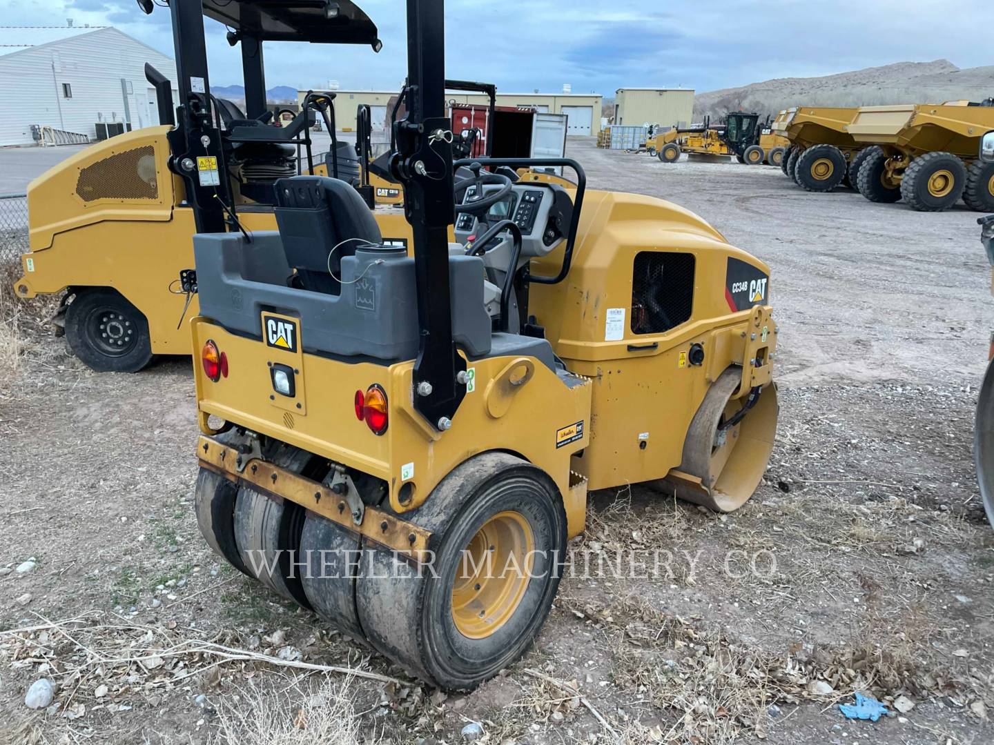 2020 Caterpillar CC34B Roller