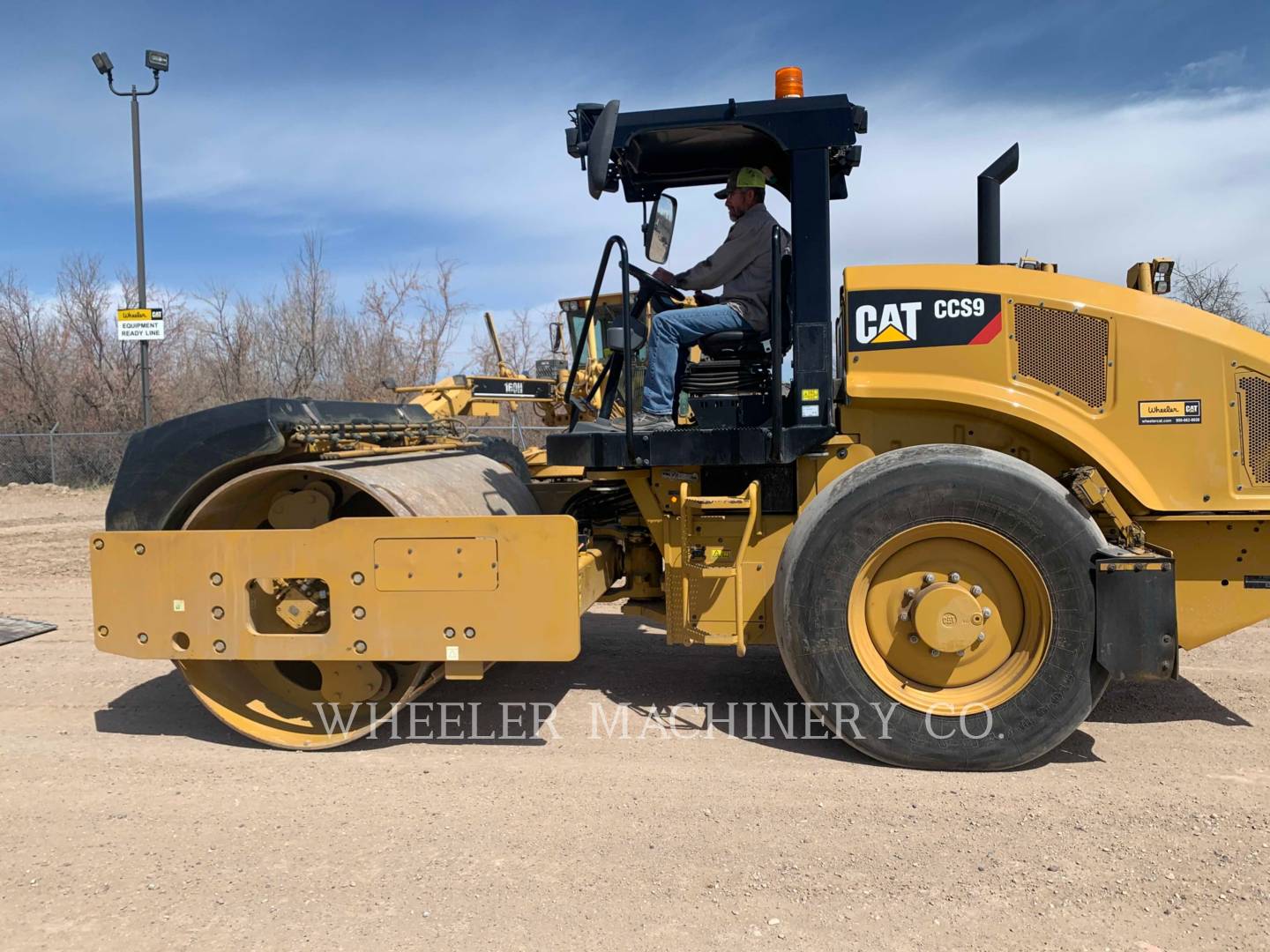 2018 Caterpillar CCS9 Vibratory Single