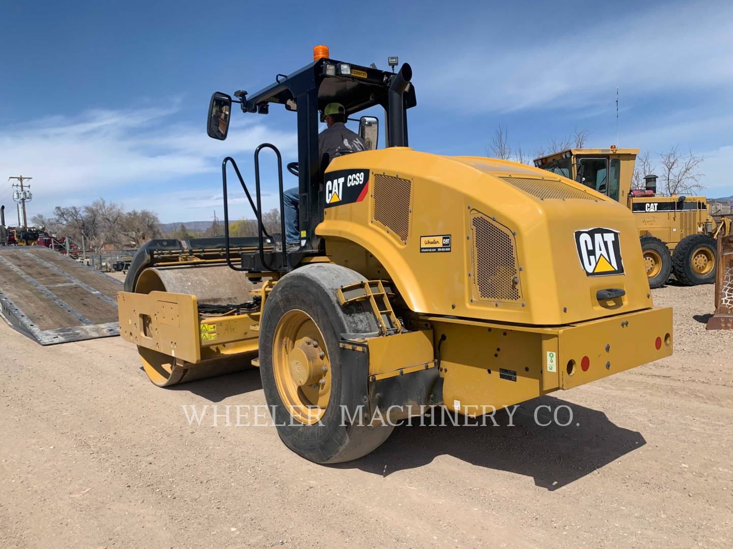 2018 Caterpillar CCS9 Vibratory Single