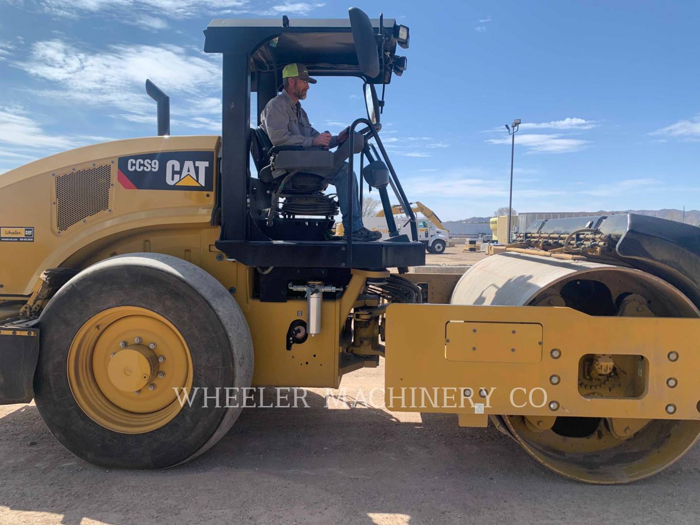 2018 Caterpillar CCS9 Vibratory Single