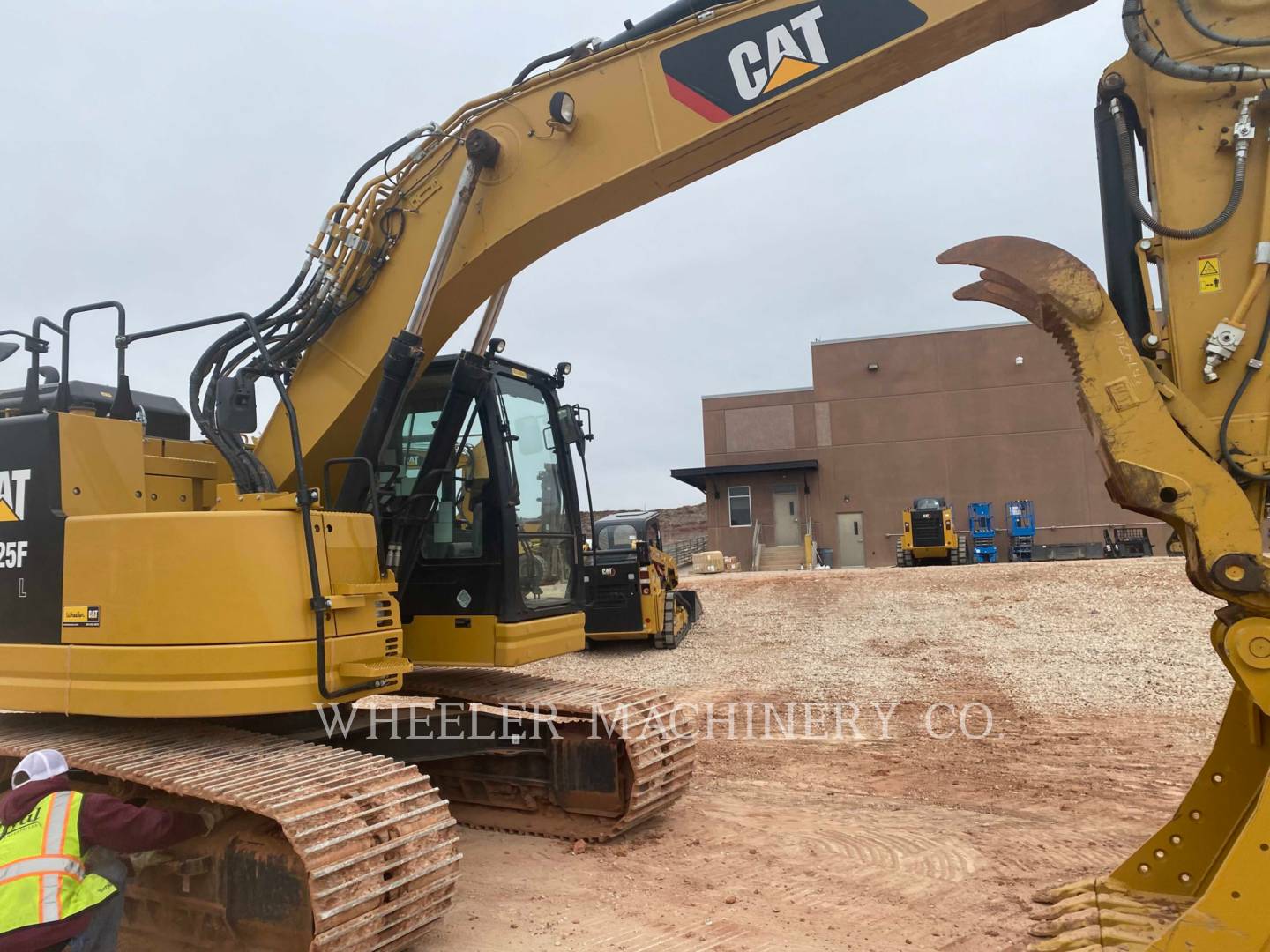 2019 Caterpillar 325F CR TH Excavator