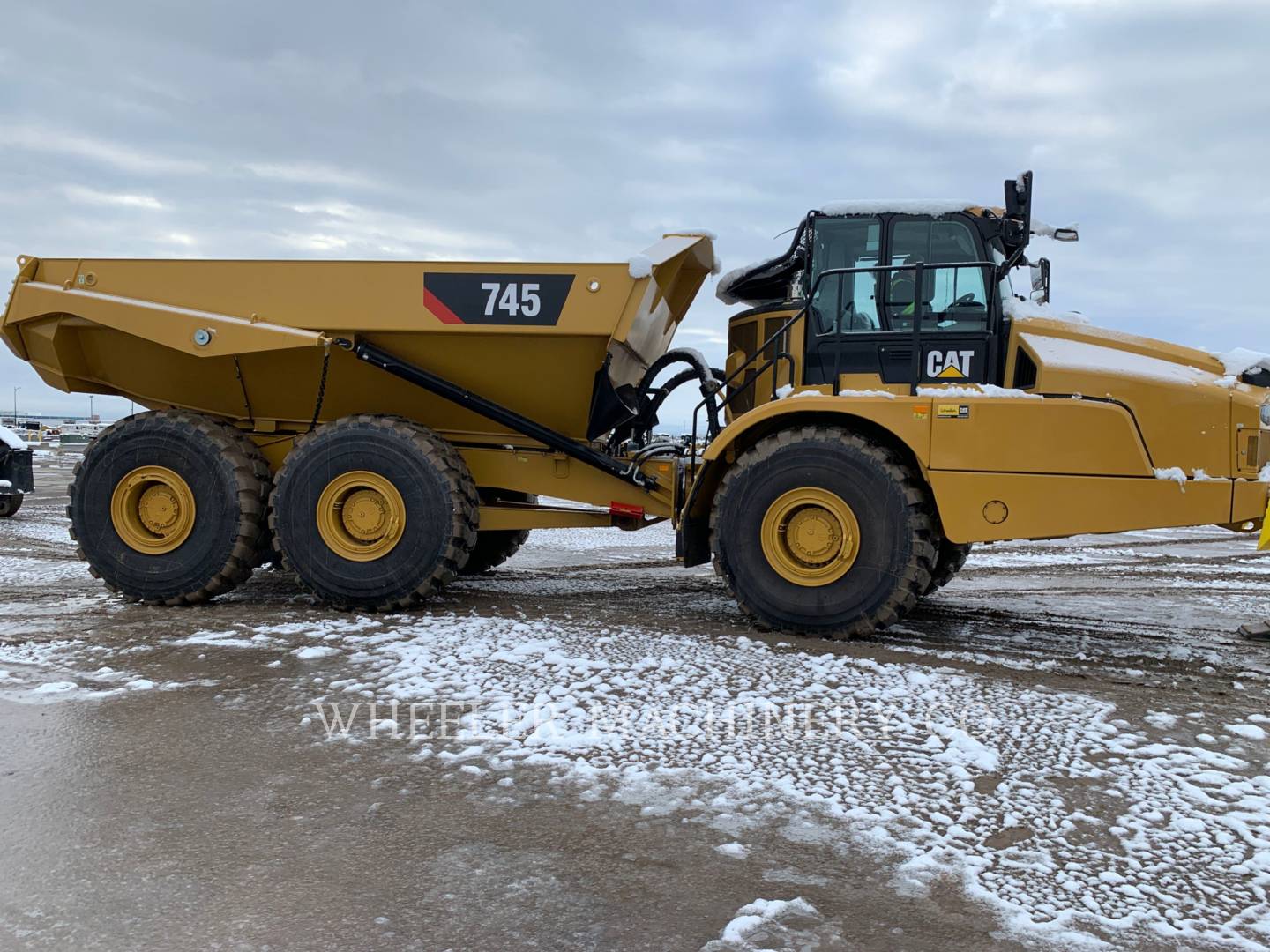 2020 Caterpillar 745 TG Articulated Truck