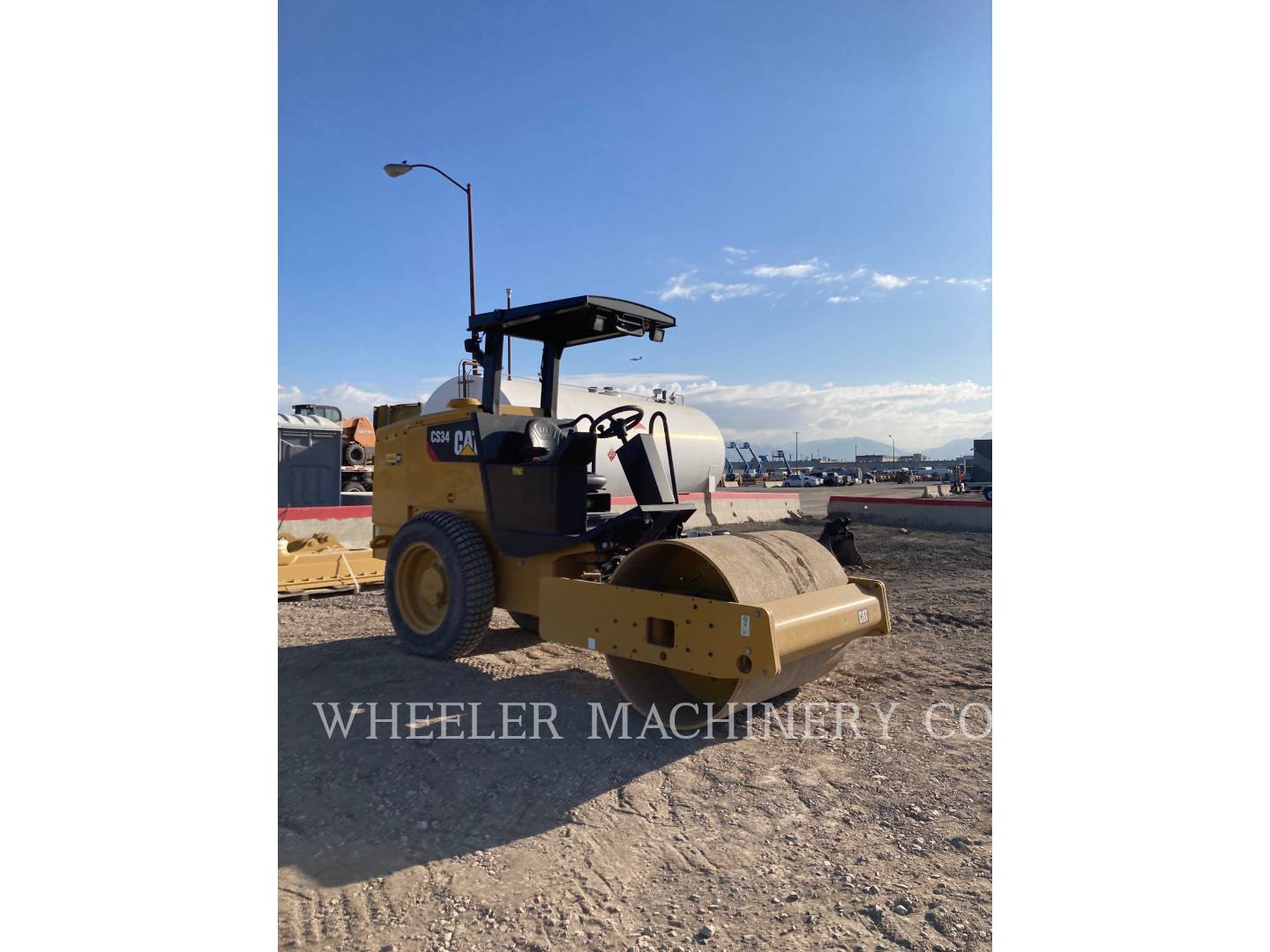 2019 Caterpillar CS34 Vibratory Single