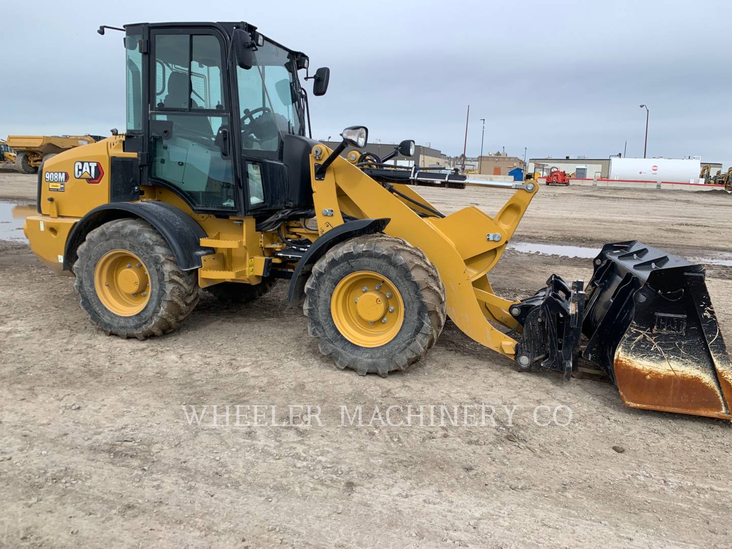 2020 Caterpillar 908M Wheel Loader