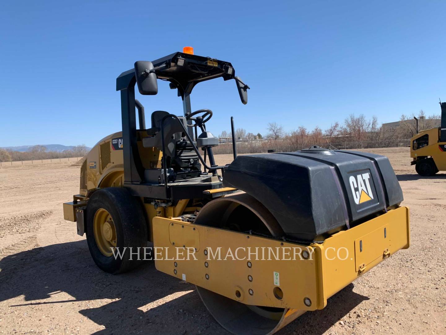 2018 Caterpillar CCS7 Vibratory Single