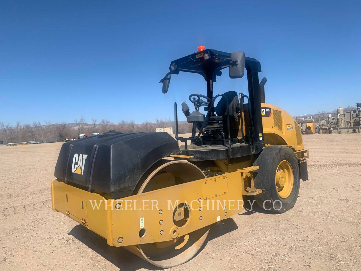 2018 Caterpillar CCS7 Vibratory Single