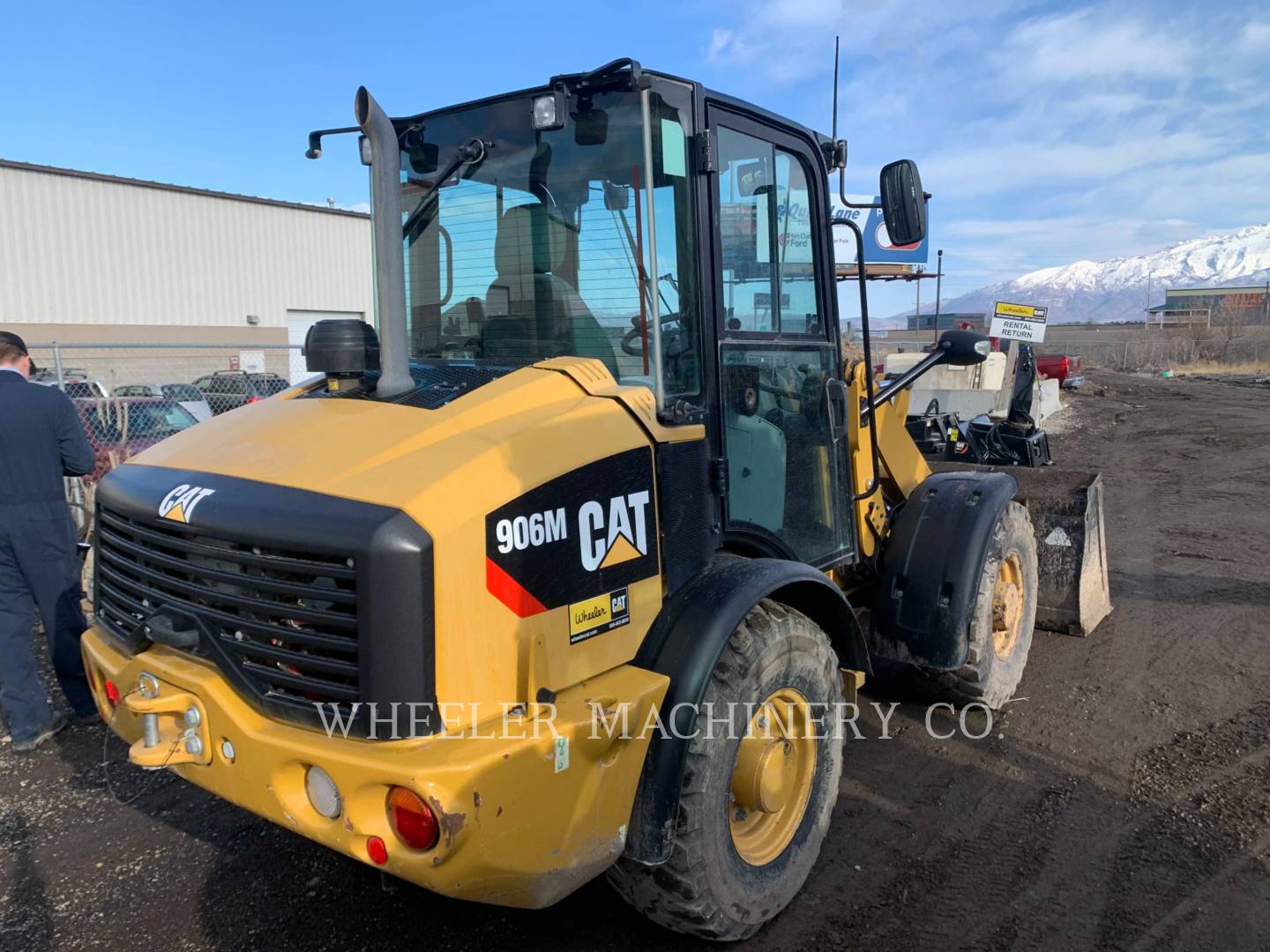 2018 Caterpillar 906M Wheel Loader