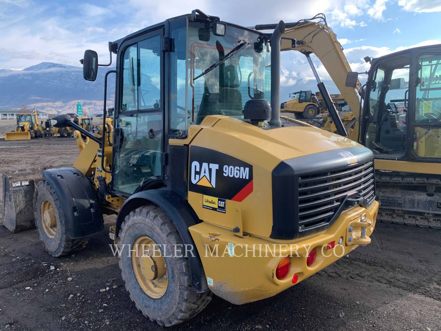 2018 Caterpillar 906M Wheel Loader