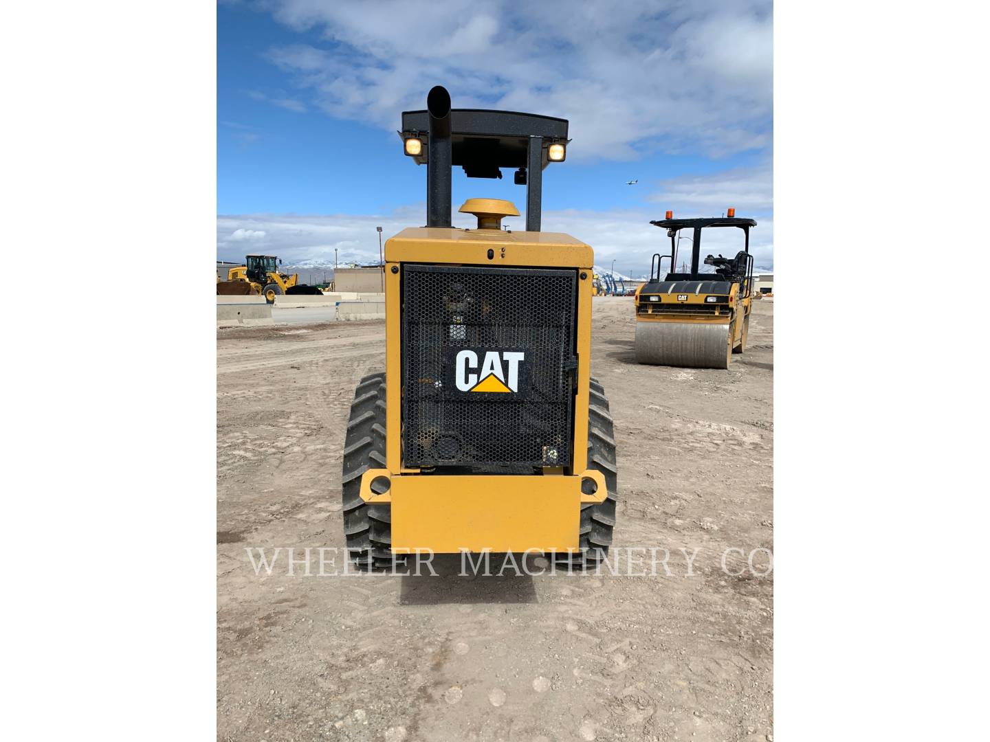 2021 Caterpillar CP34 Vibratory Single