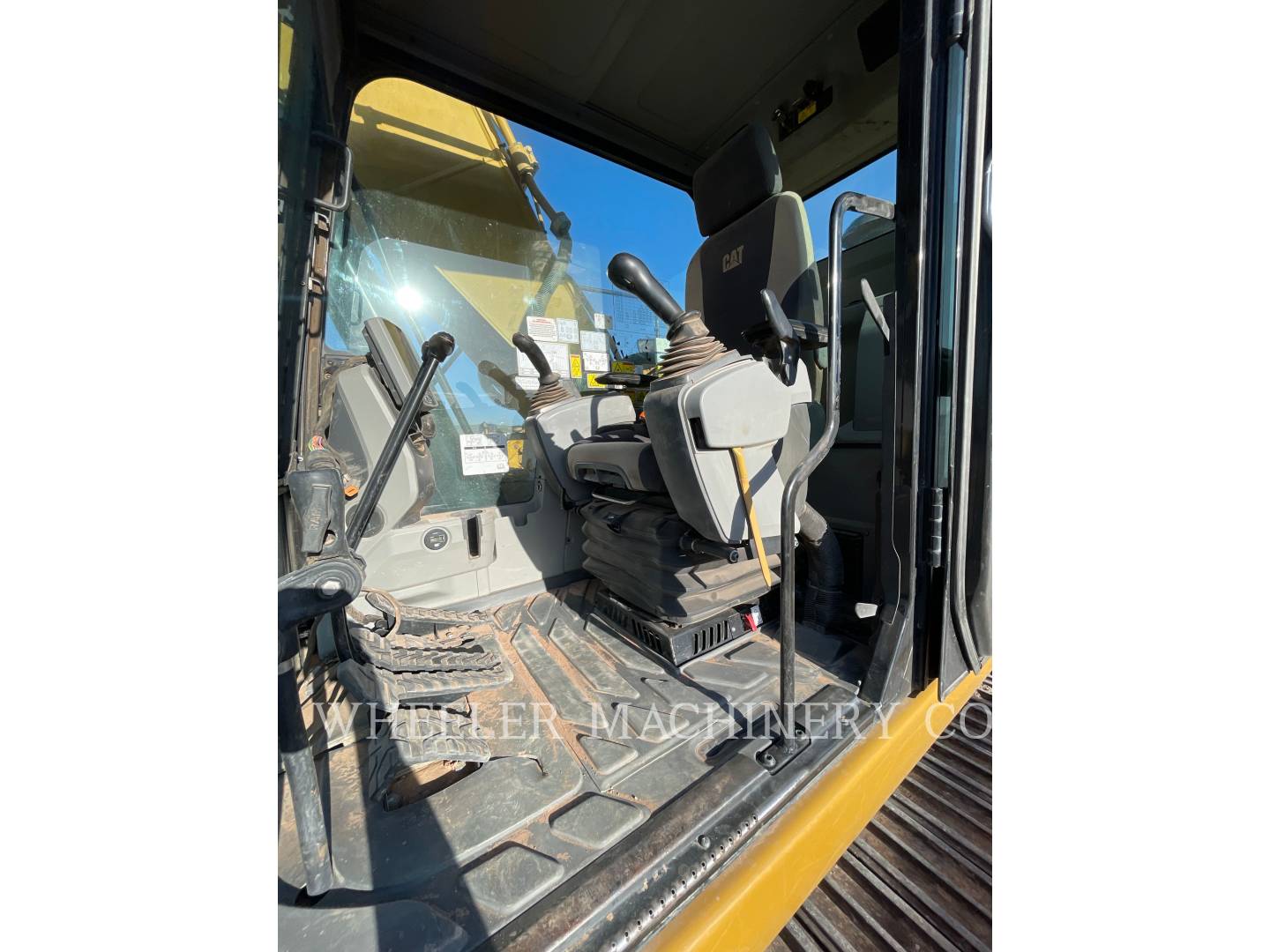 2016 Caterpillar 323F L CF Excavator