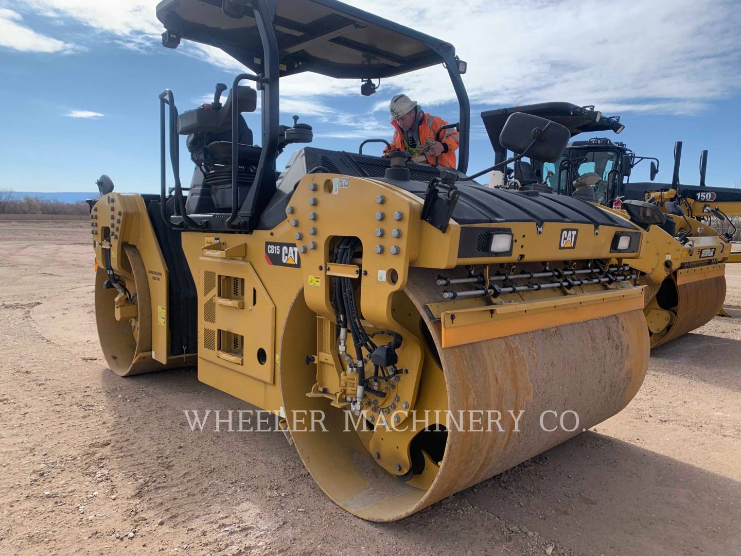 2021 Caterpillar CB15 VV Vibratory Double