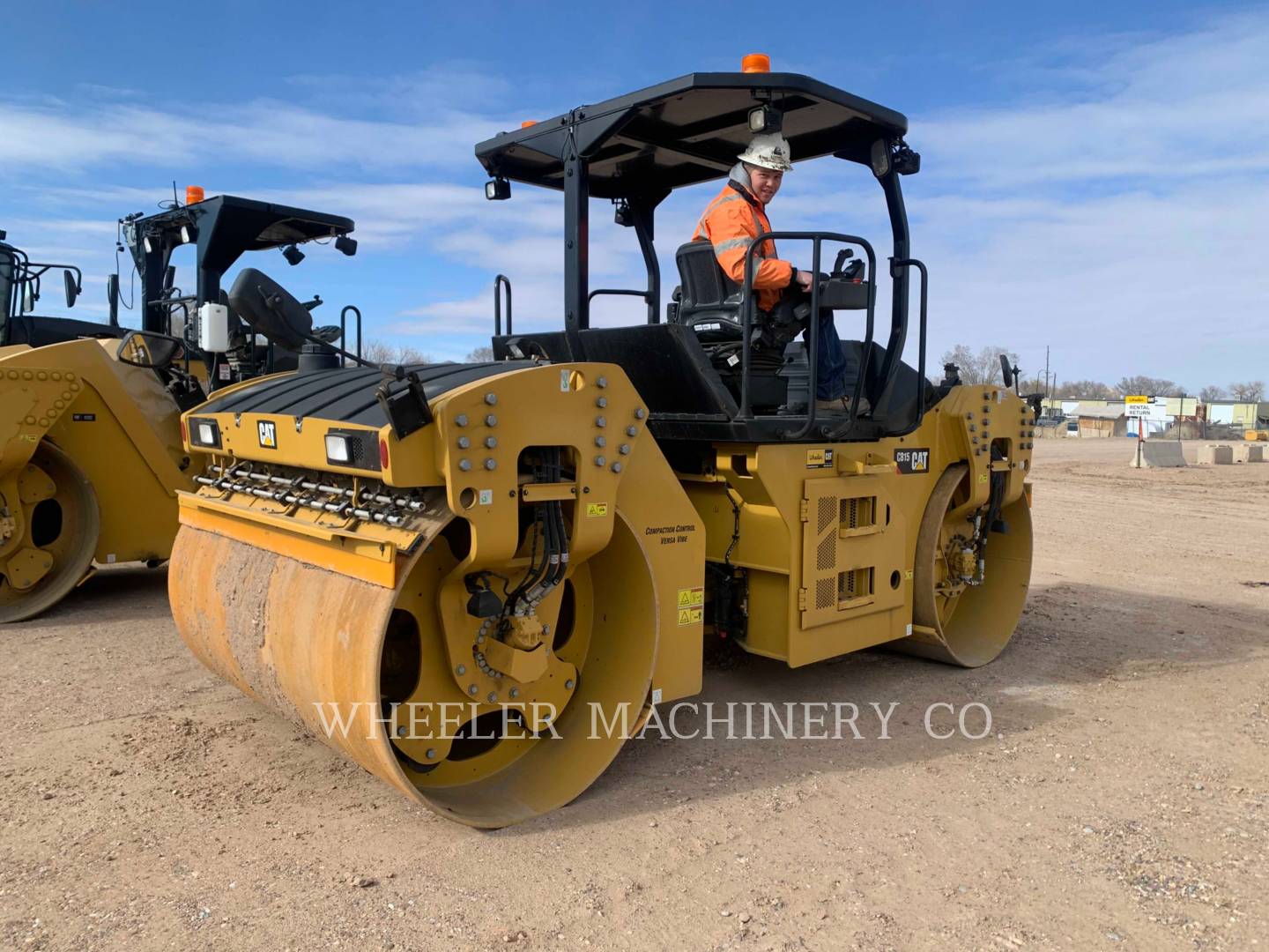 2021 Caterpillar CB15 VV Vibratory Double