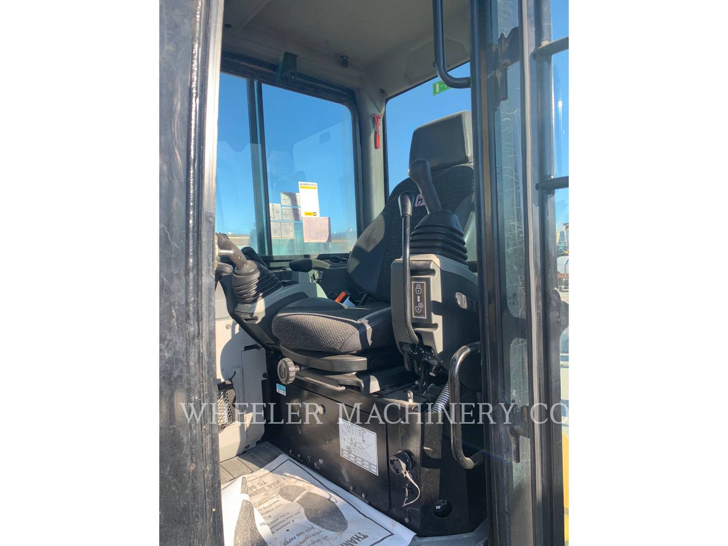 2016 Caterpillar 305.5E2C3T Excavator