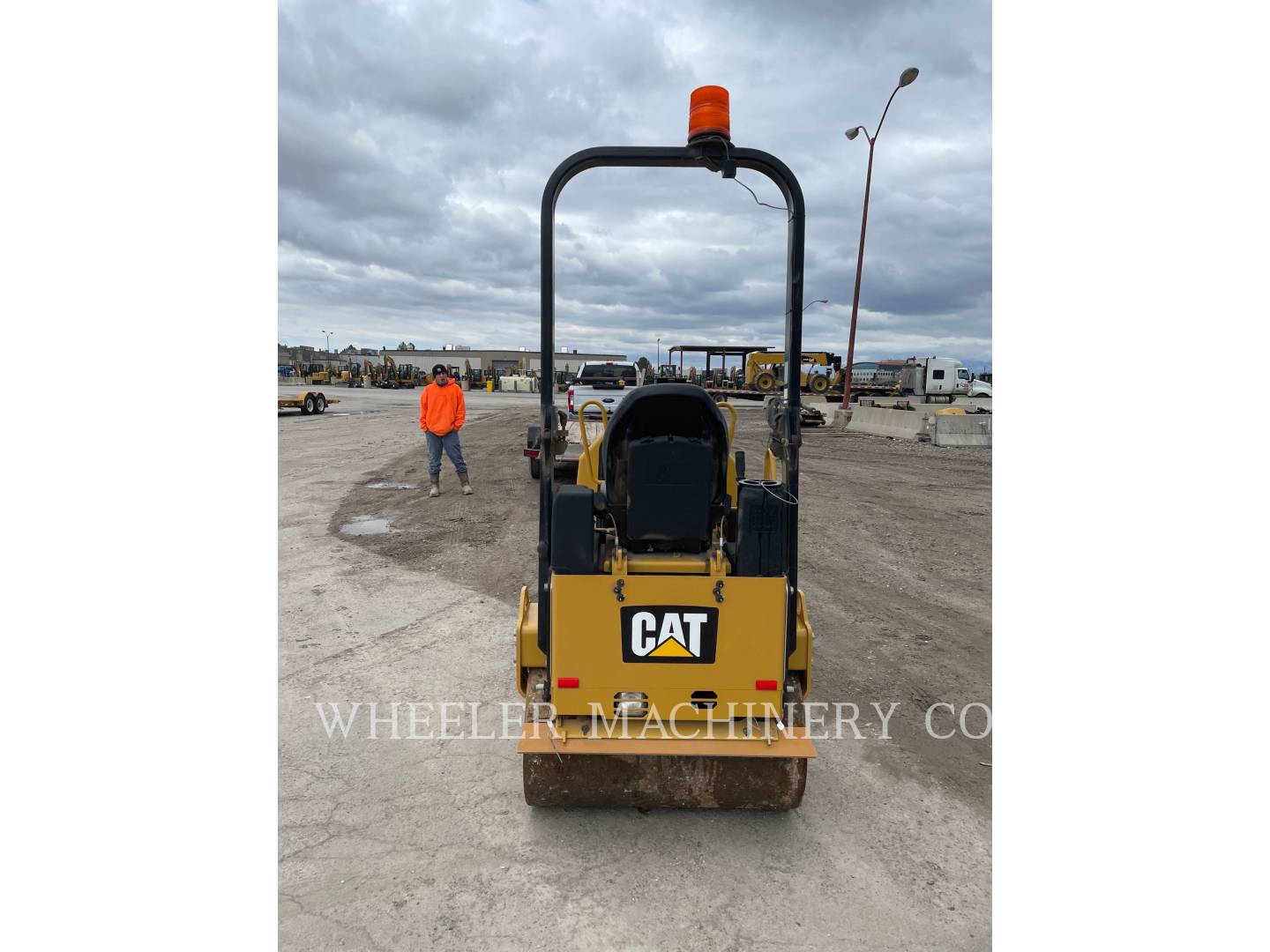 2021 Caterpillar CB1.8 Vibratory Single