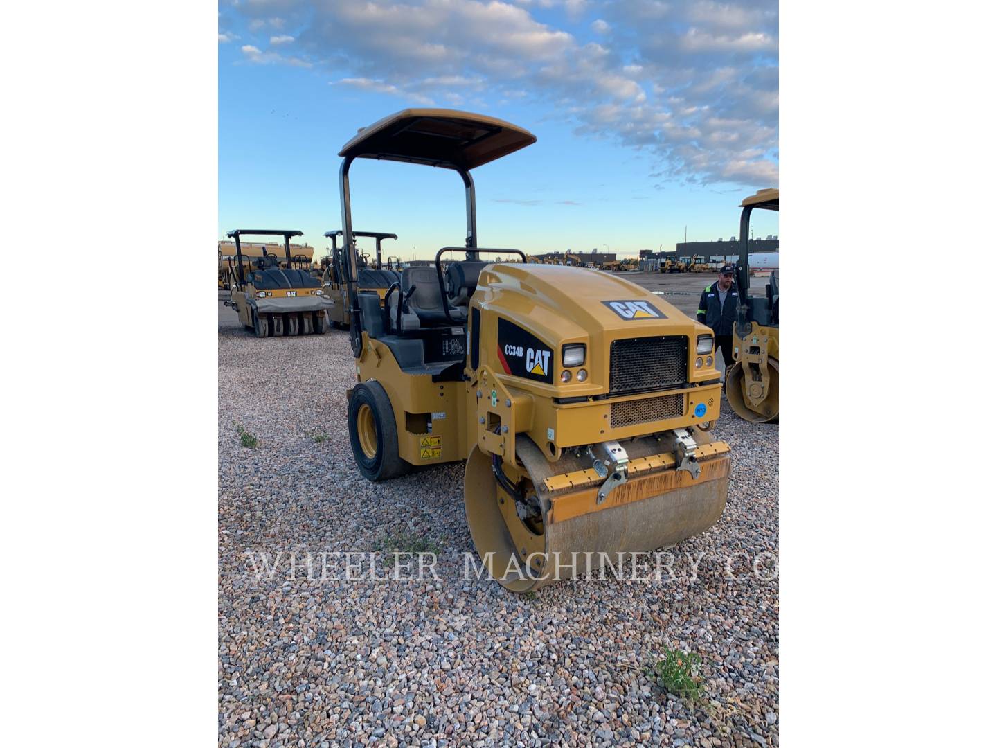 2021 Caterpillar CC34B CN Roller