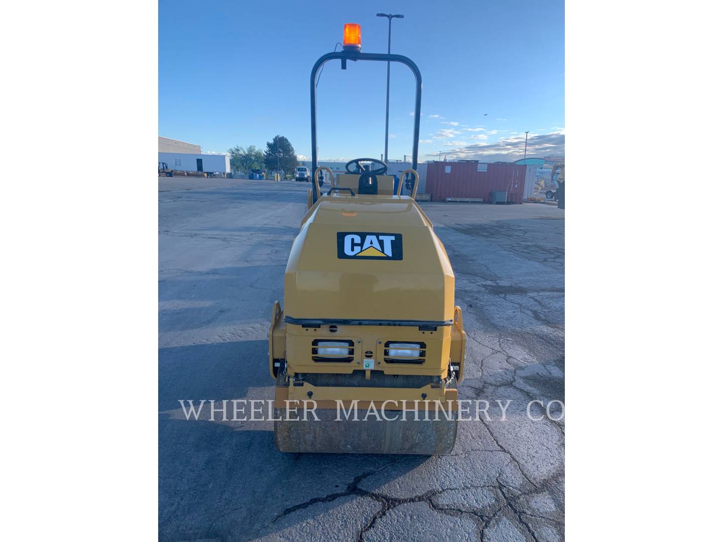 2021 Caterpillar CB1.7 Vibratory Single