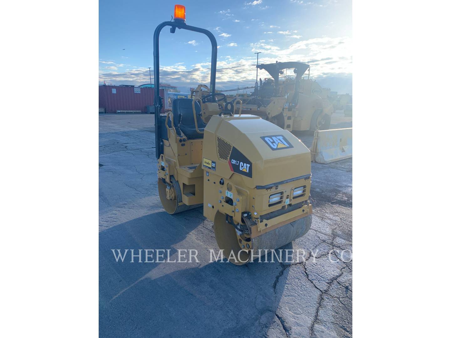 2021 Caterpillar CB1.7 Vibratory Single