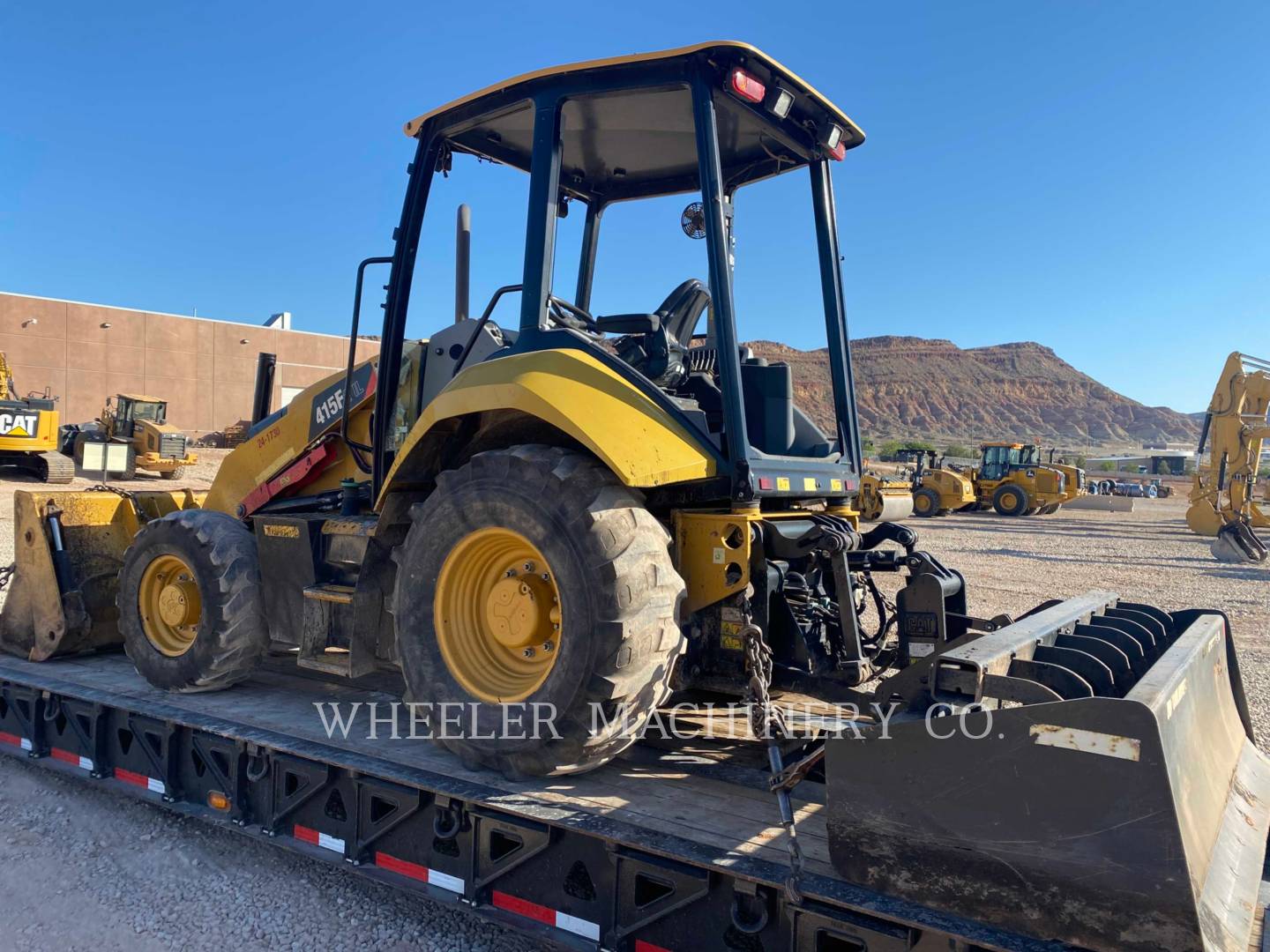 2016 Caterpillar 415F2 IL Tractor Loader Backhoe