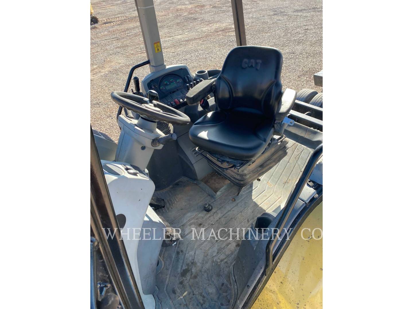 2016 Caterpillar 415F2 IL Tractor Loader Backhoe