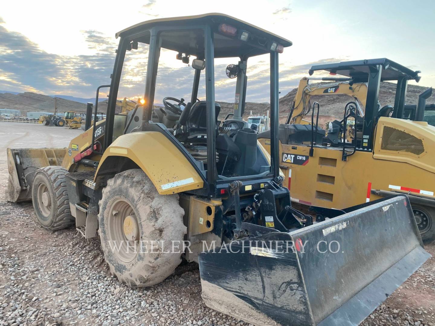 2016 Caterpillar 415F2 IL Tractor Loader Backhoe