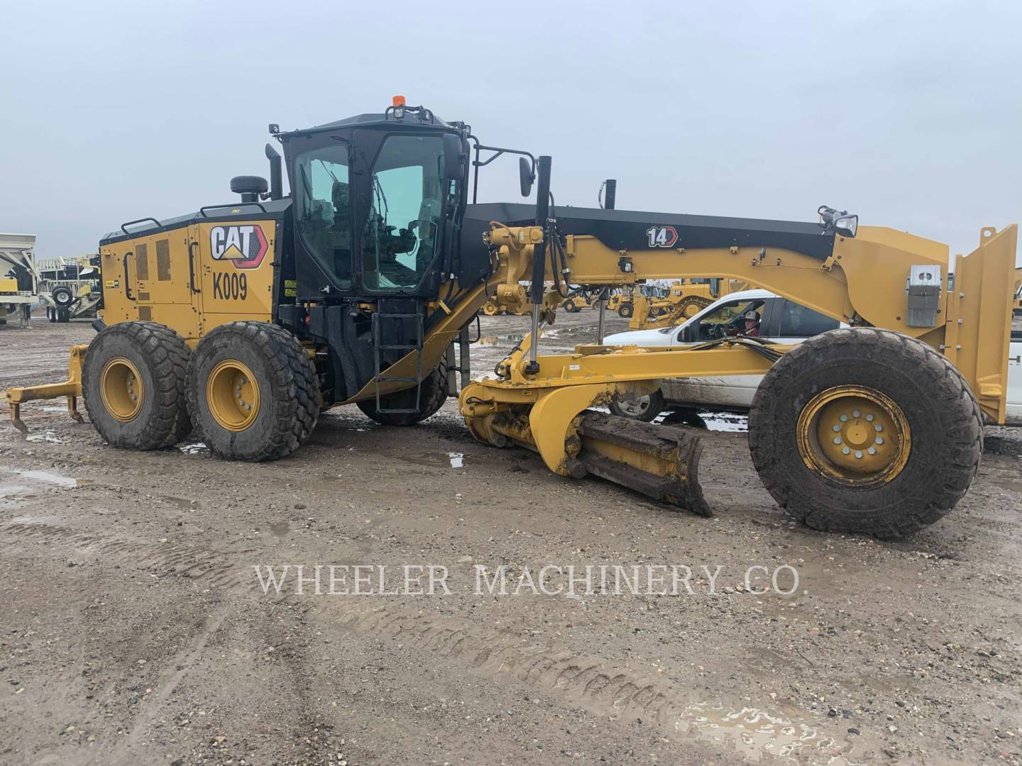 2020 Caterpillar 14 Grader - Road