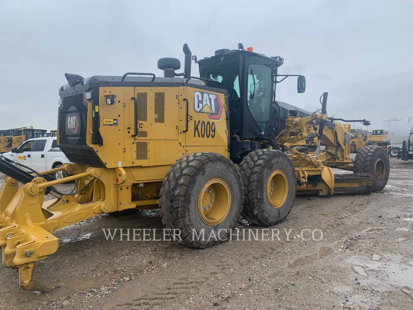 2020 Caterpillar 14 Grader - Road