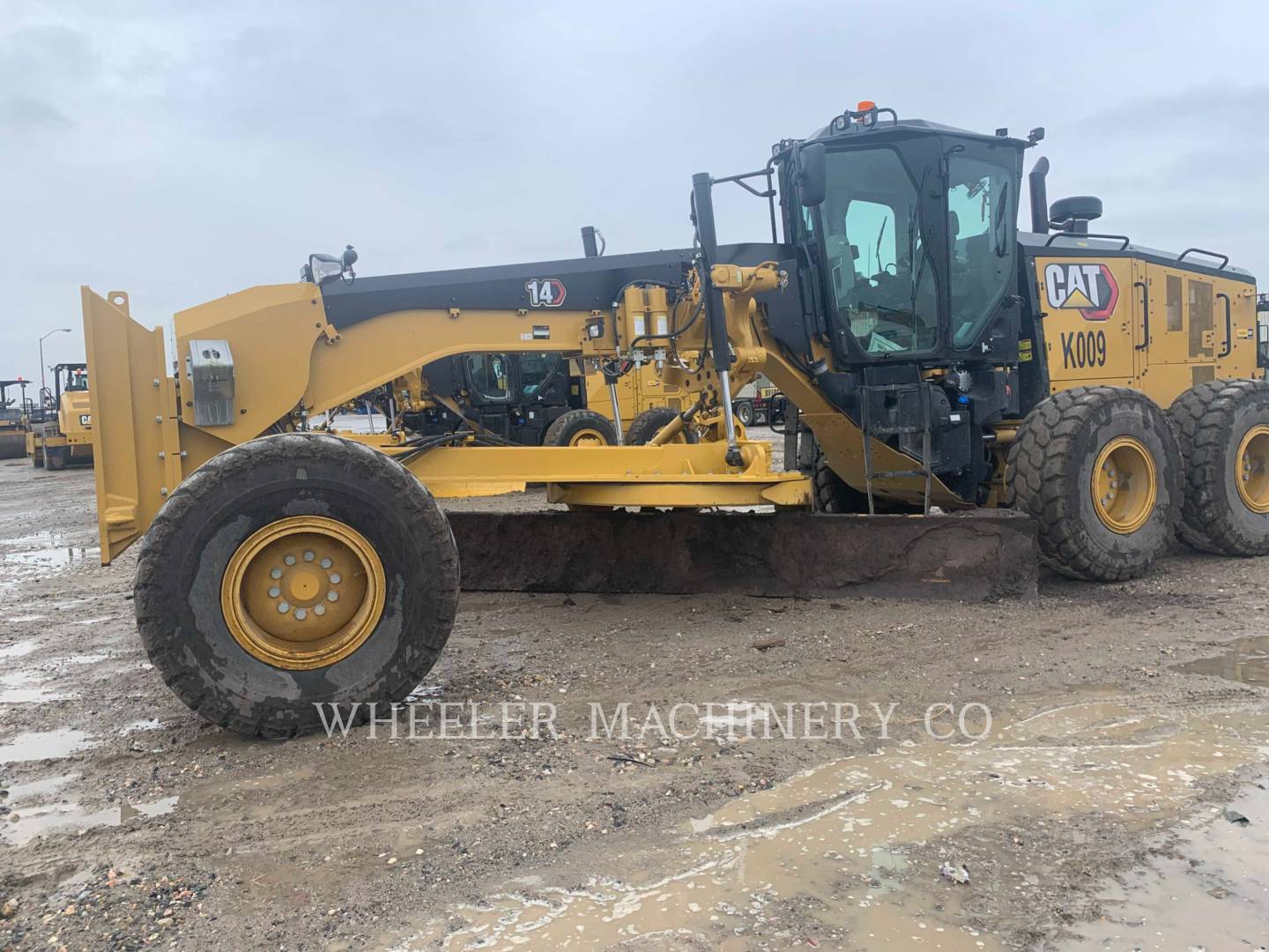 2020 Caterpillar 14 Grader - Road