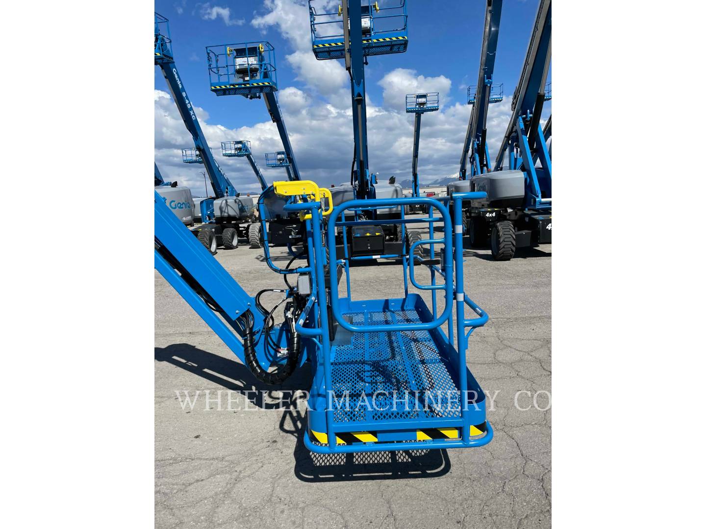 2021 Genie S85XC Lift Truck