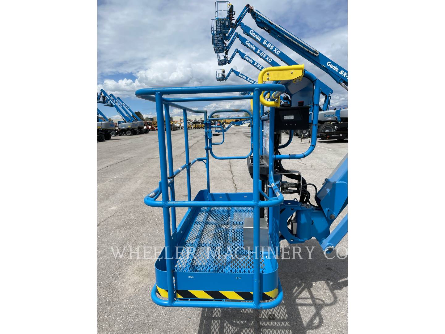 2021 Genie Z45/25JRT Lift Truck