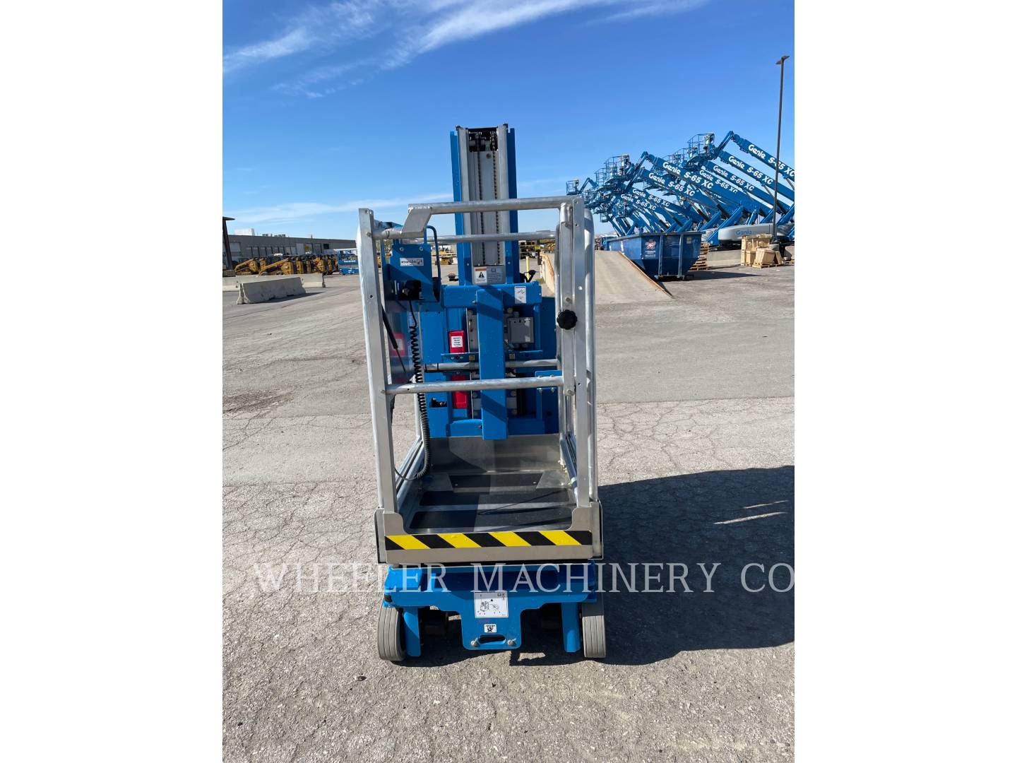 2021 Genie GR20 Lift Truck