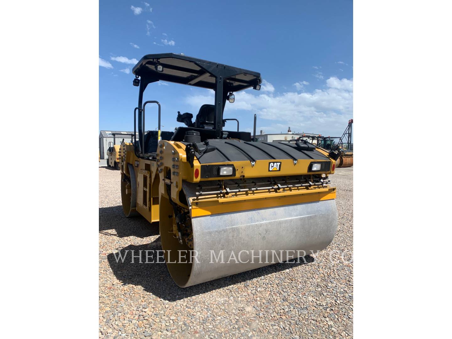 2021 Caterpillar CB15 CW VV Vibratory Double