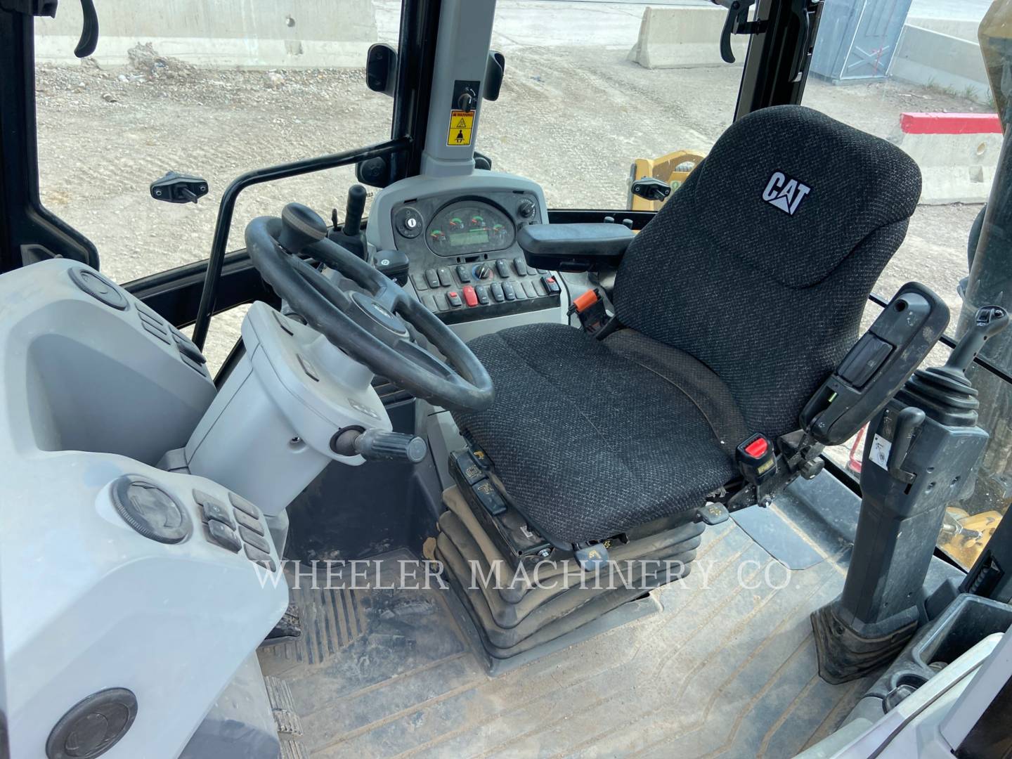 2019 Caterpillar 420F2 E Tractor Loader Backhoe