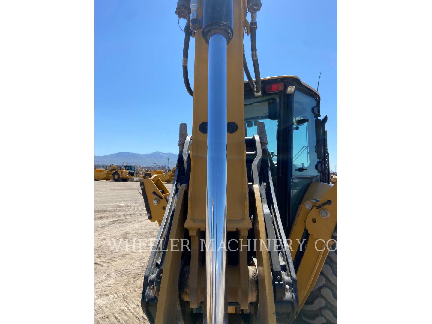 2019 Caterpillar 420F2 E TH Tractor Loader Backhoe