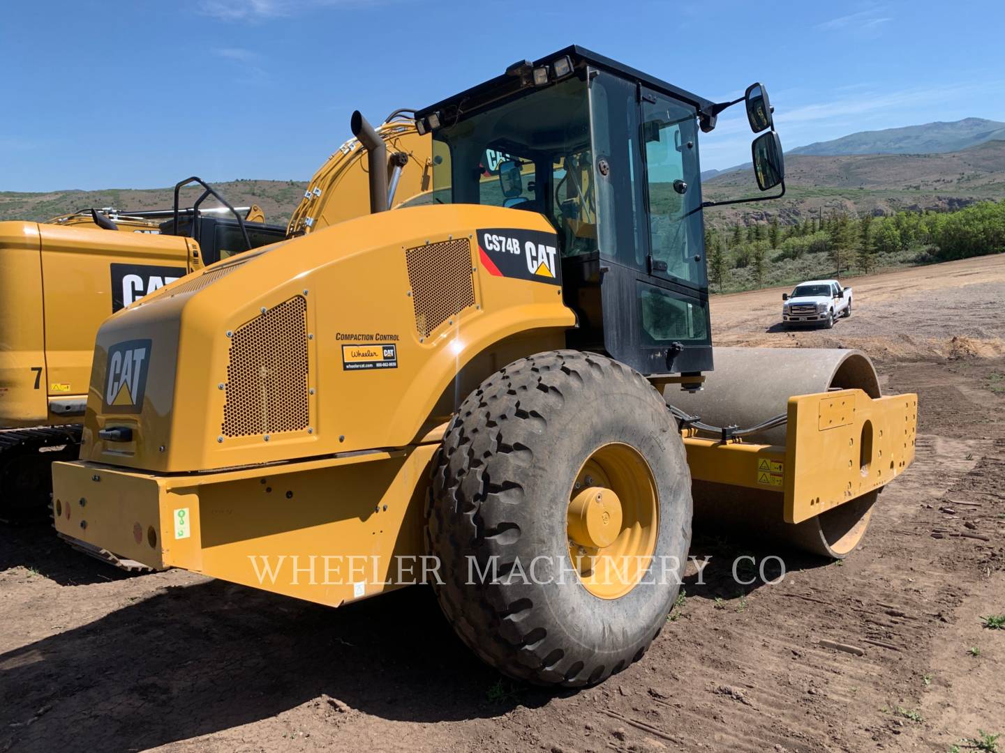 2019 Caterpillar CS74B Vibratory Single