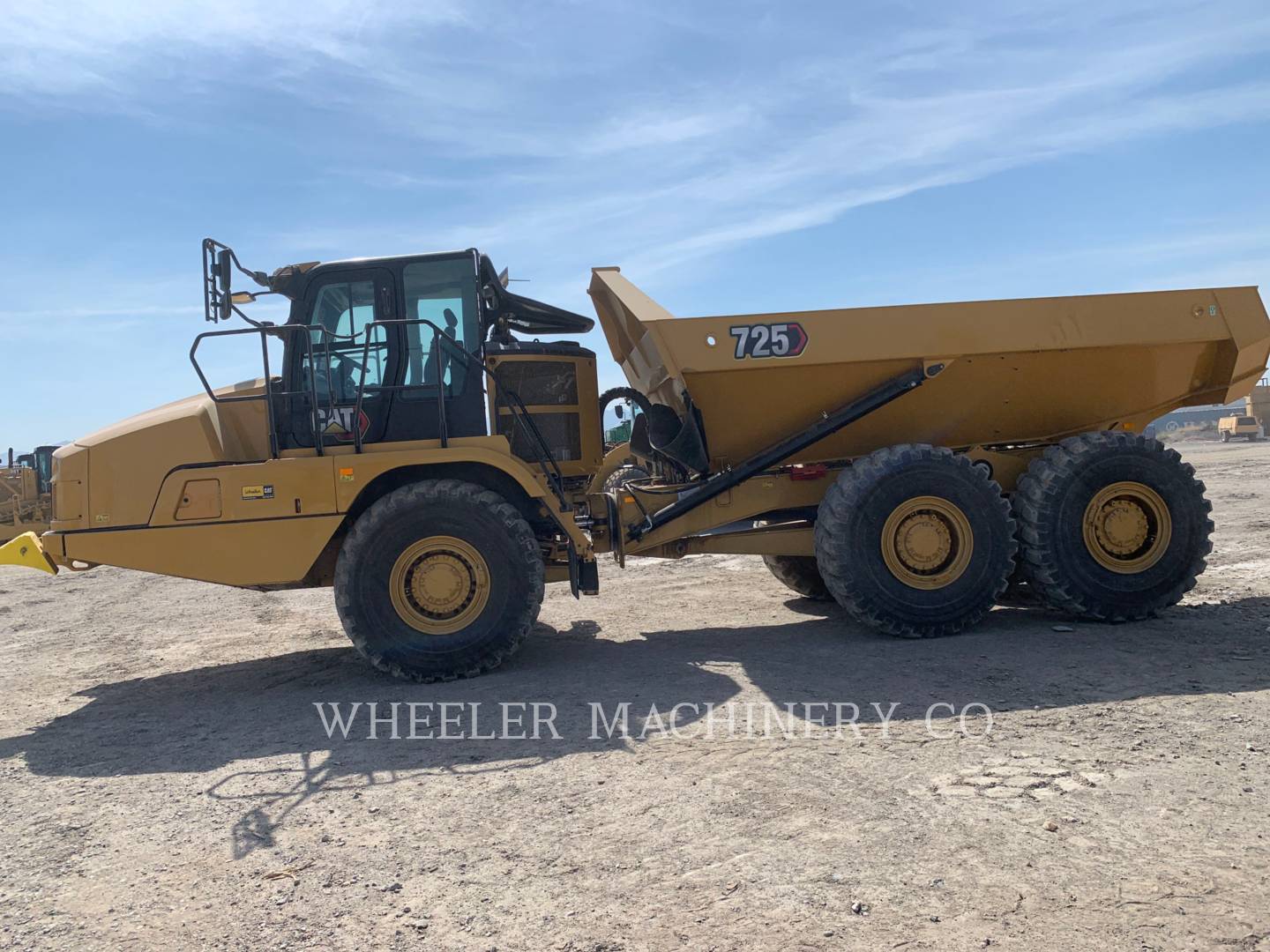 2021 Caterpillar 725 Articulated Truck