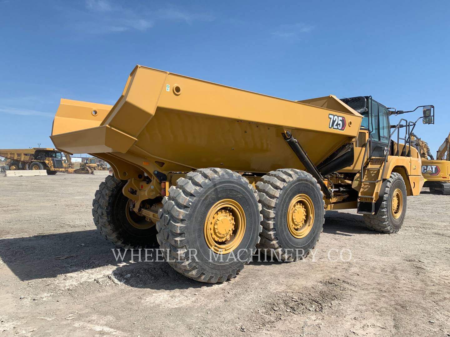 2021 Caterpillar 725 Articulated Truck