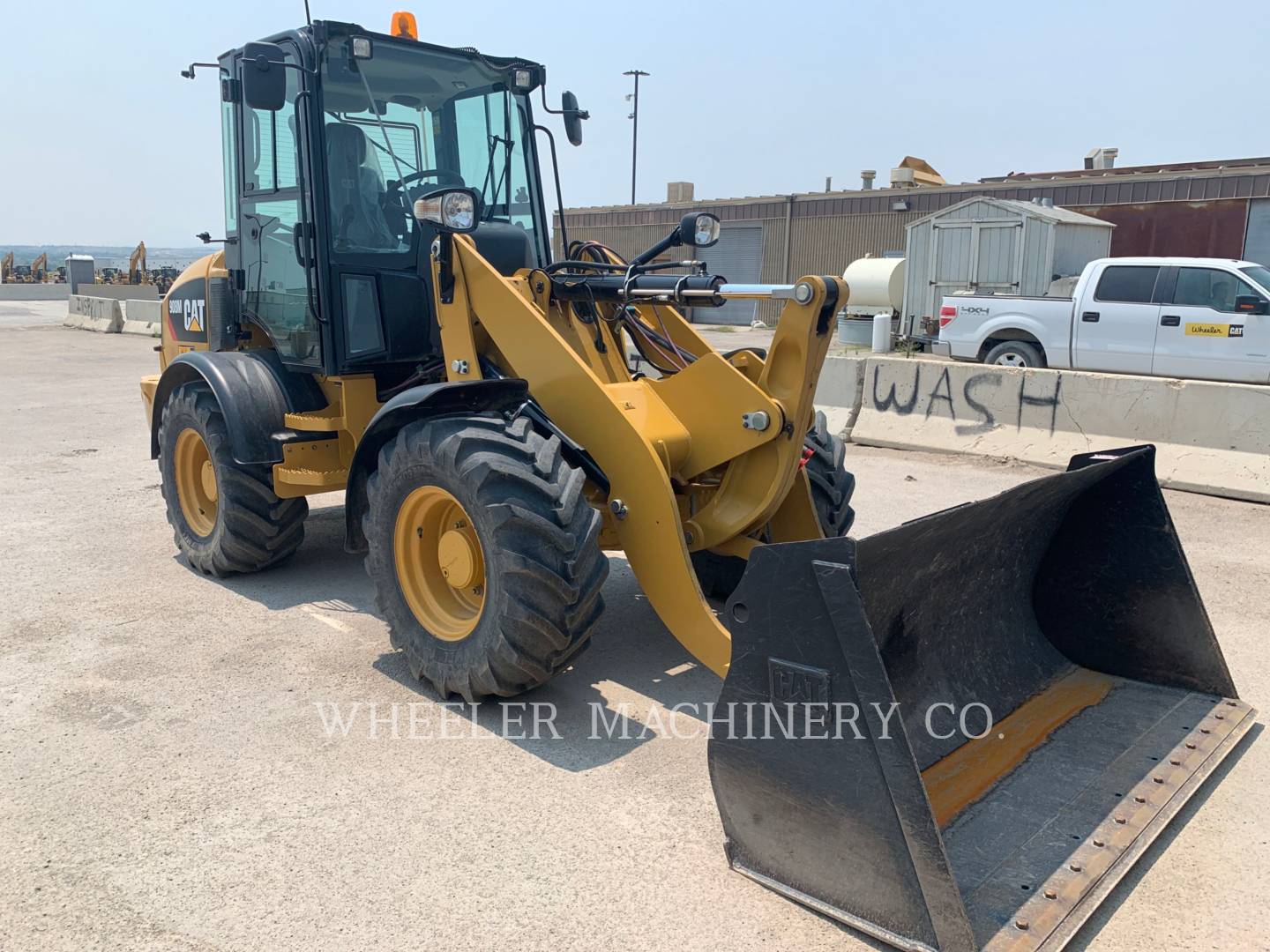 2018 Caterpillar 908M Wheel Loader