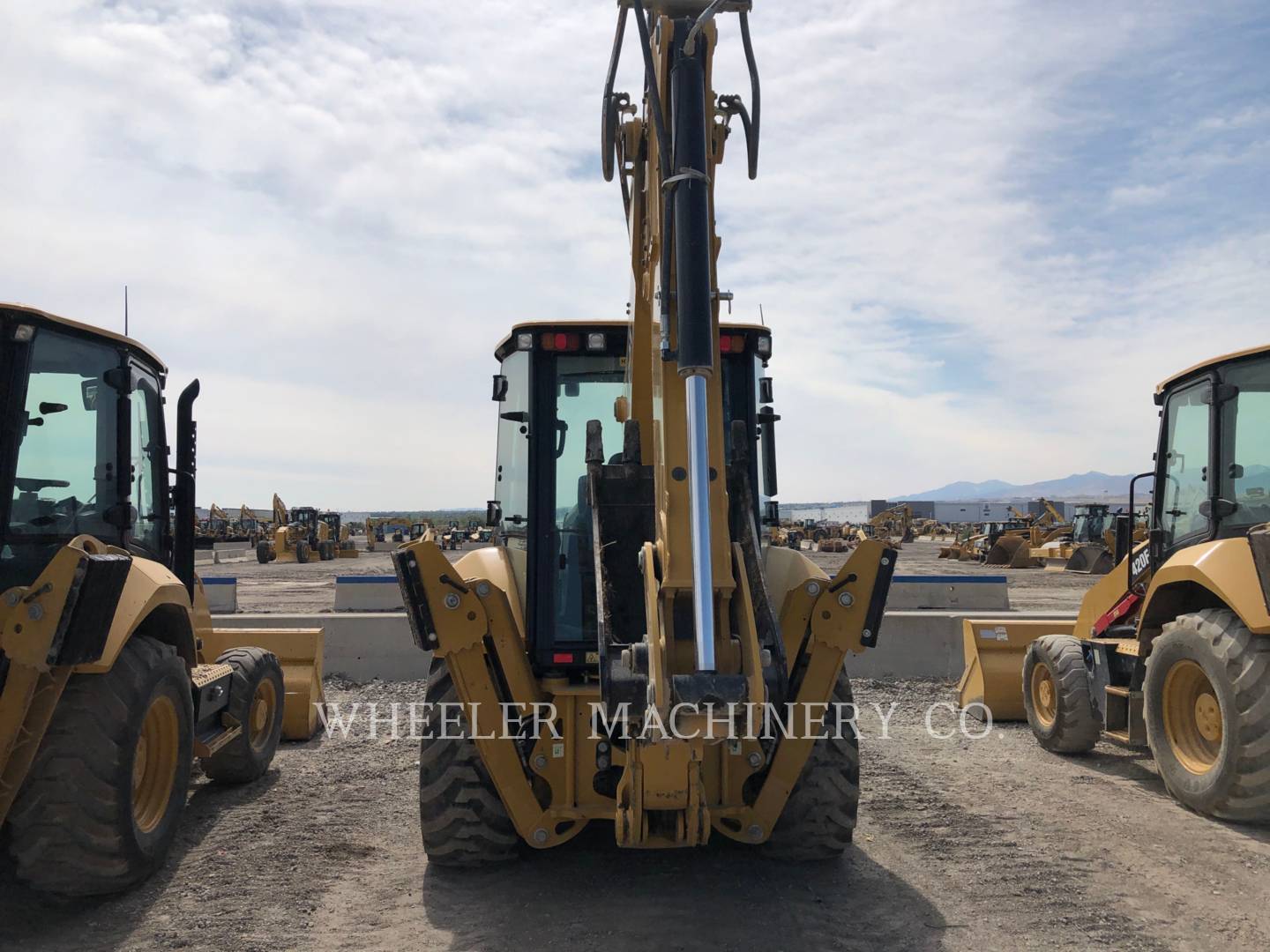 2018 Caterpillar 420F2 E Tractor Loader Backhoe