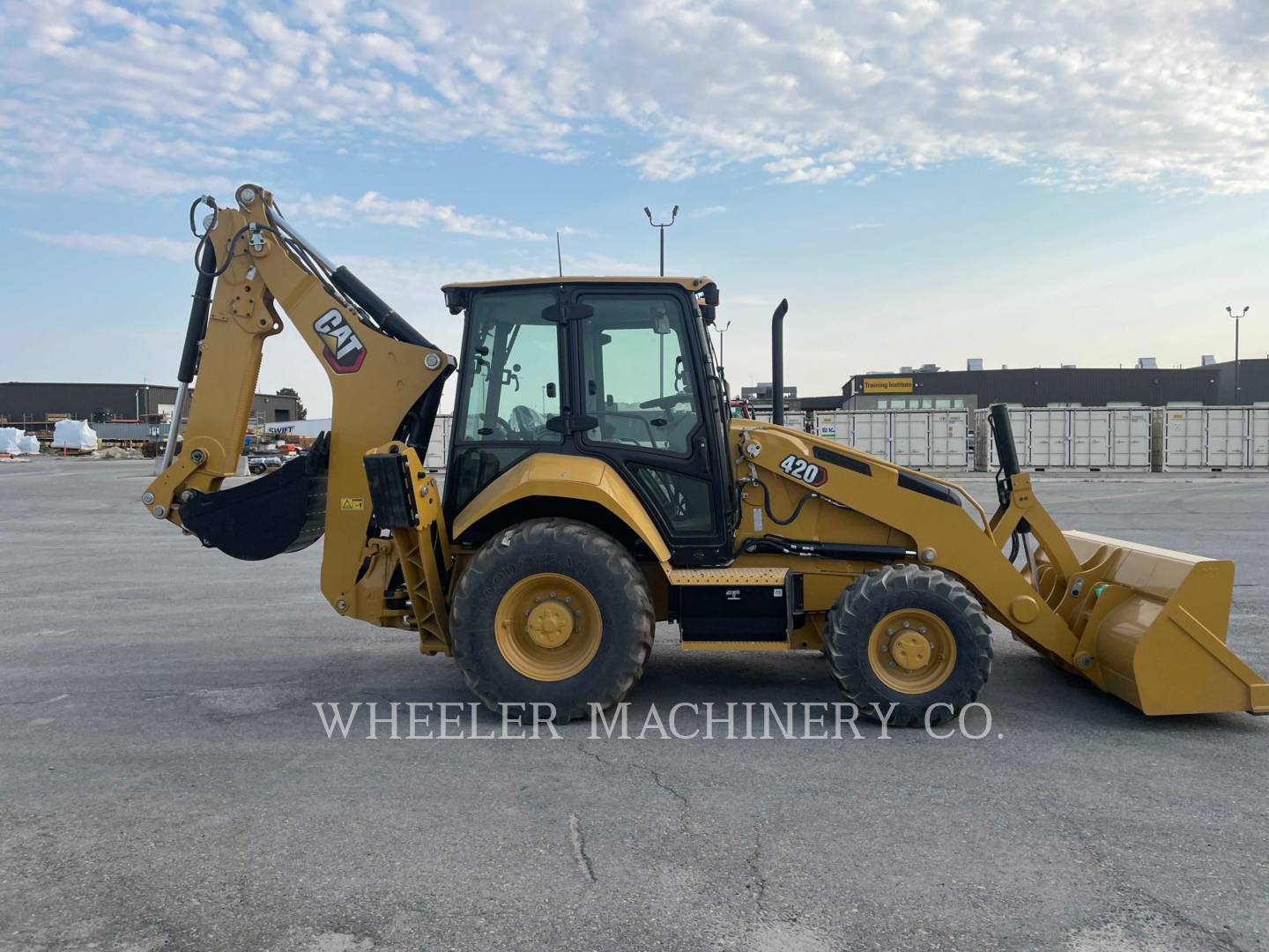 2021 Caterpillar 420 Tractor Loader Backhoe