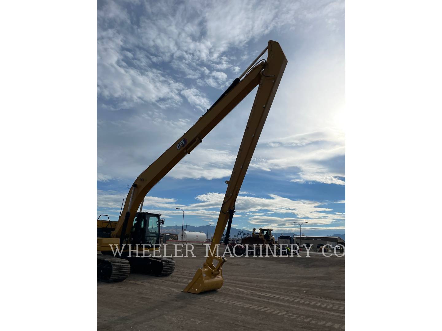 2021 Caterpillar 326 LR Excavator