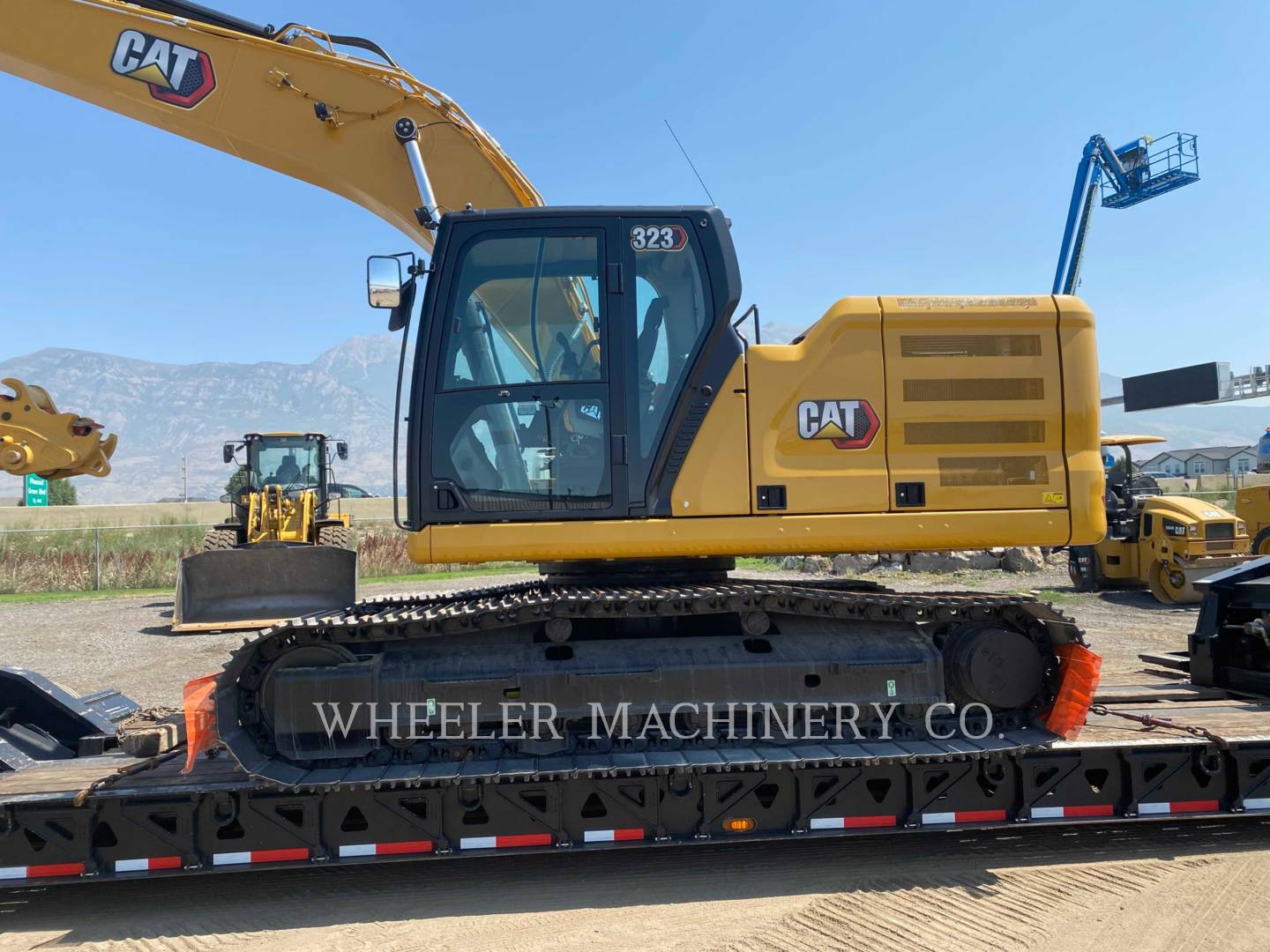 2021 Caterpillar 323 CF Excavator