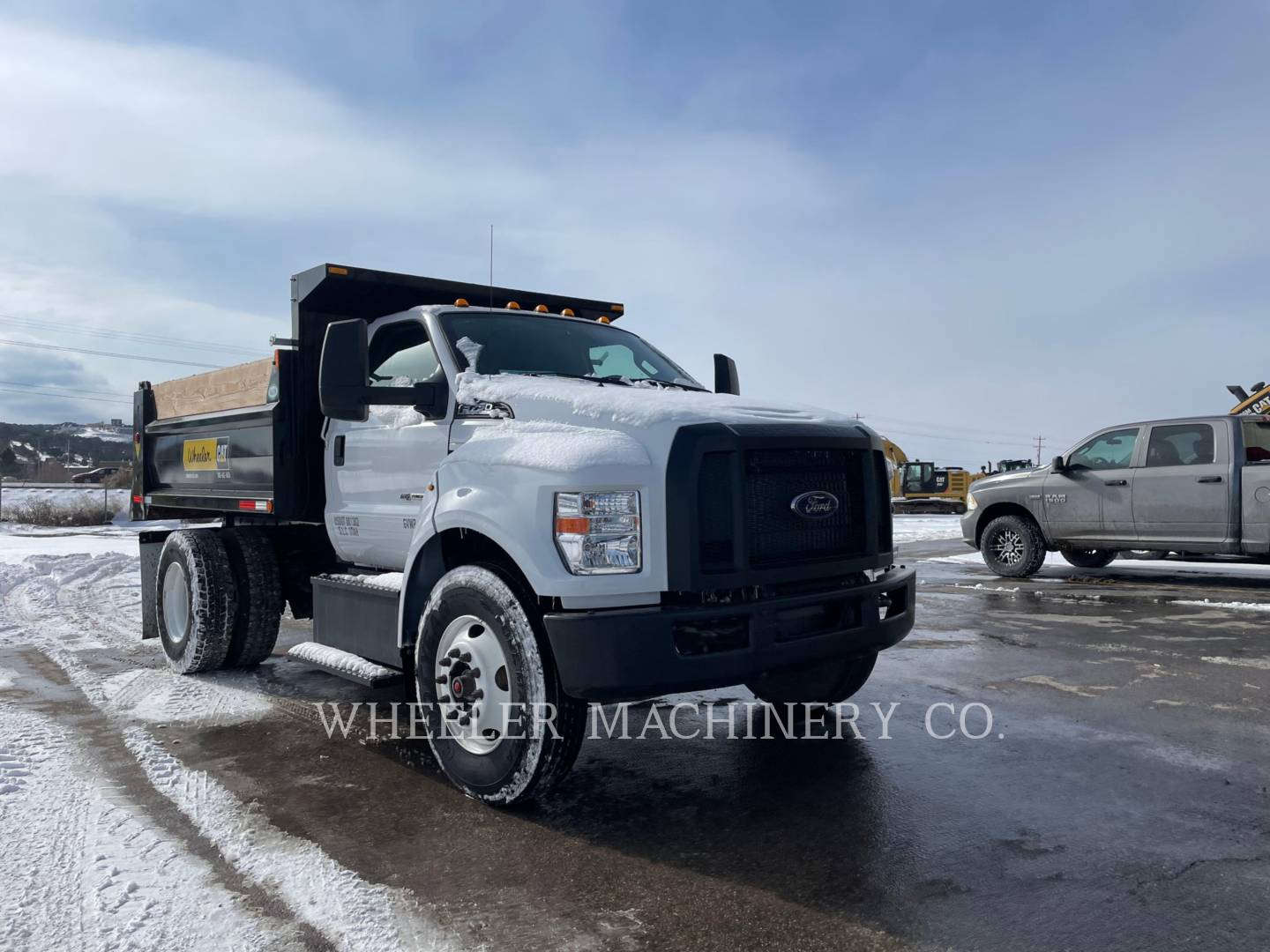 2021 Ford DUMP 6 YD Truck